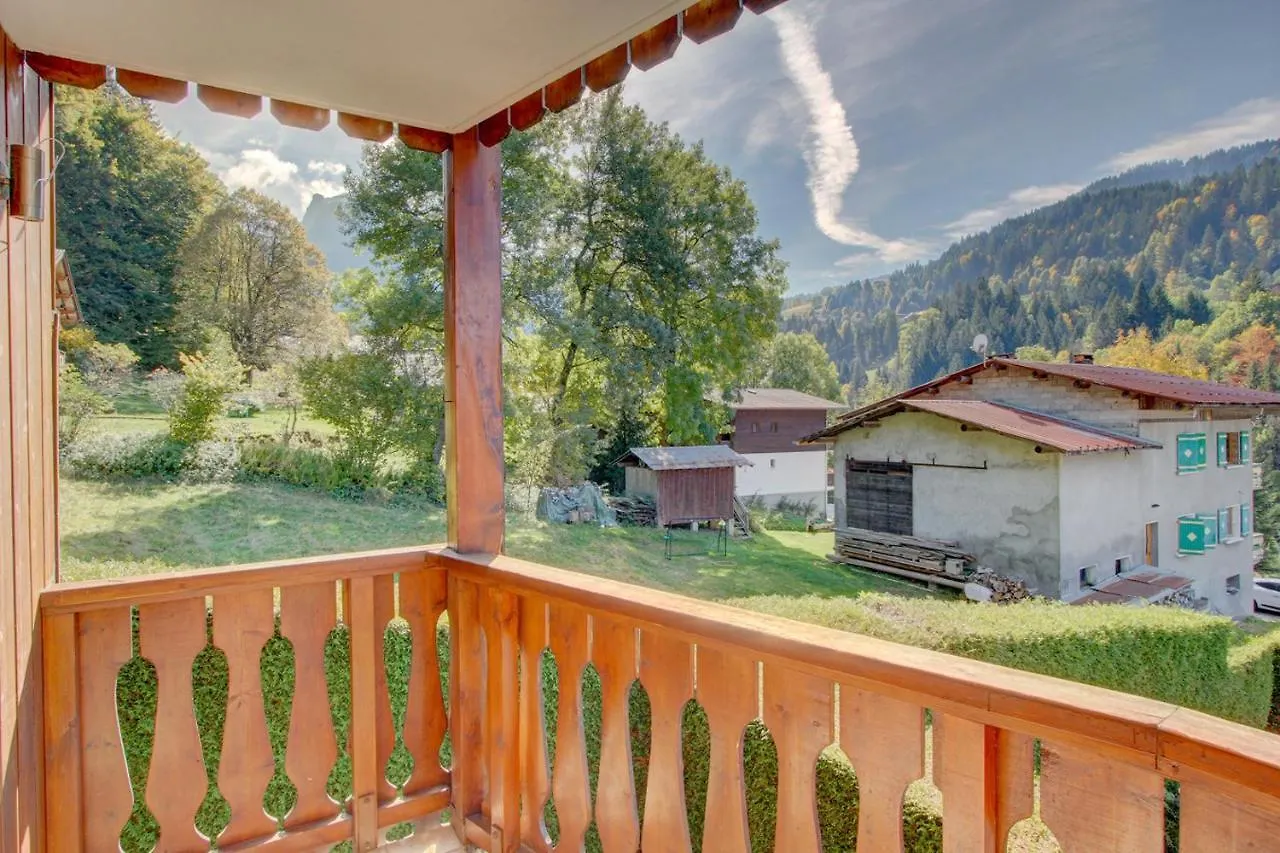 Castors - 2 Bedroom Apartment - Snow And Trek Morzine France